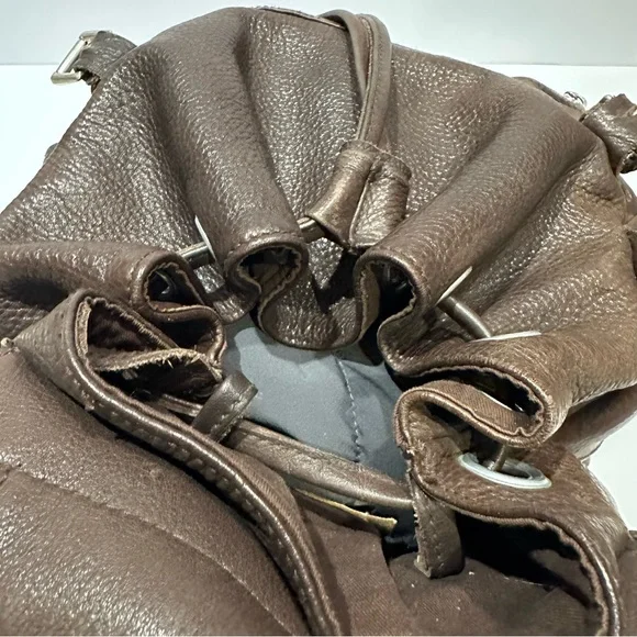 Ellington Vintage Leather Backpack Bucket Bag In Chocolate